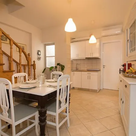 Anemomilos Manor Appartement *